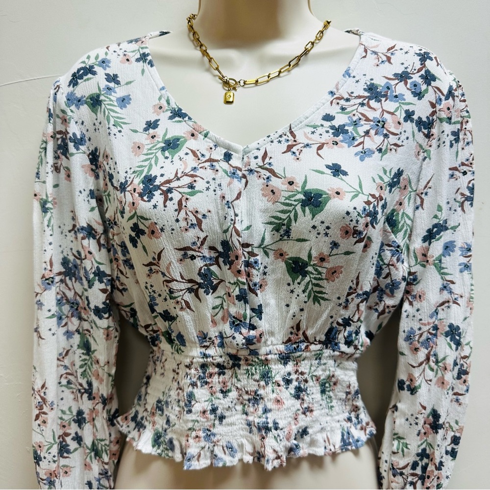 🌸🌸 super cute spring top size S - Picture 5 of 6